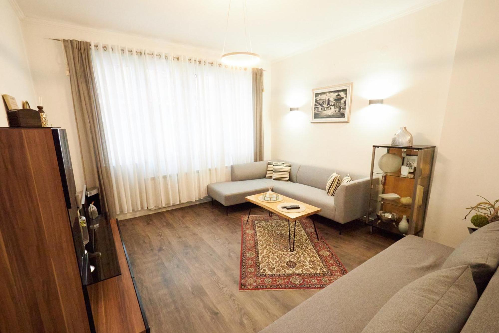Old Town Elegance Sarajevo Apartment ภายนอก รูปภาพ